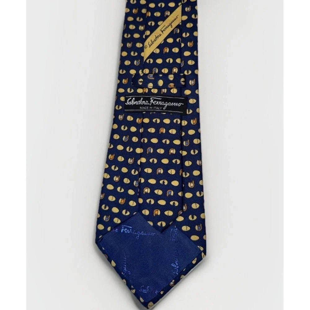 Salvatore Ferragamo Vintage 100% Silk Tie Navy Blue Hatching Chicken Great Cond.